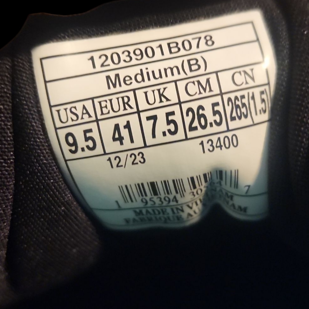 Women's Ariel GTS 23 Size 9.5 Medium B - Picture 8 of 8